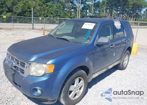2010 Ford Escape Xlt из США, поврежденный, VIN 1FMCU9DG8AKC81706